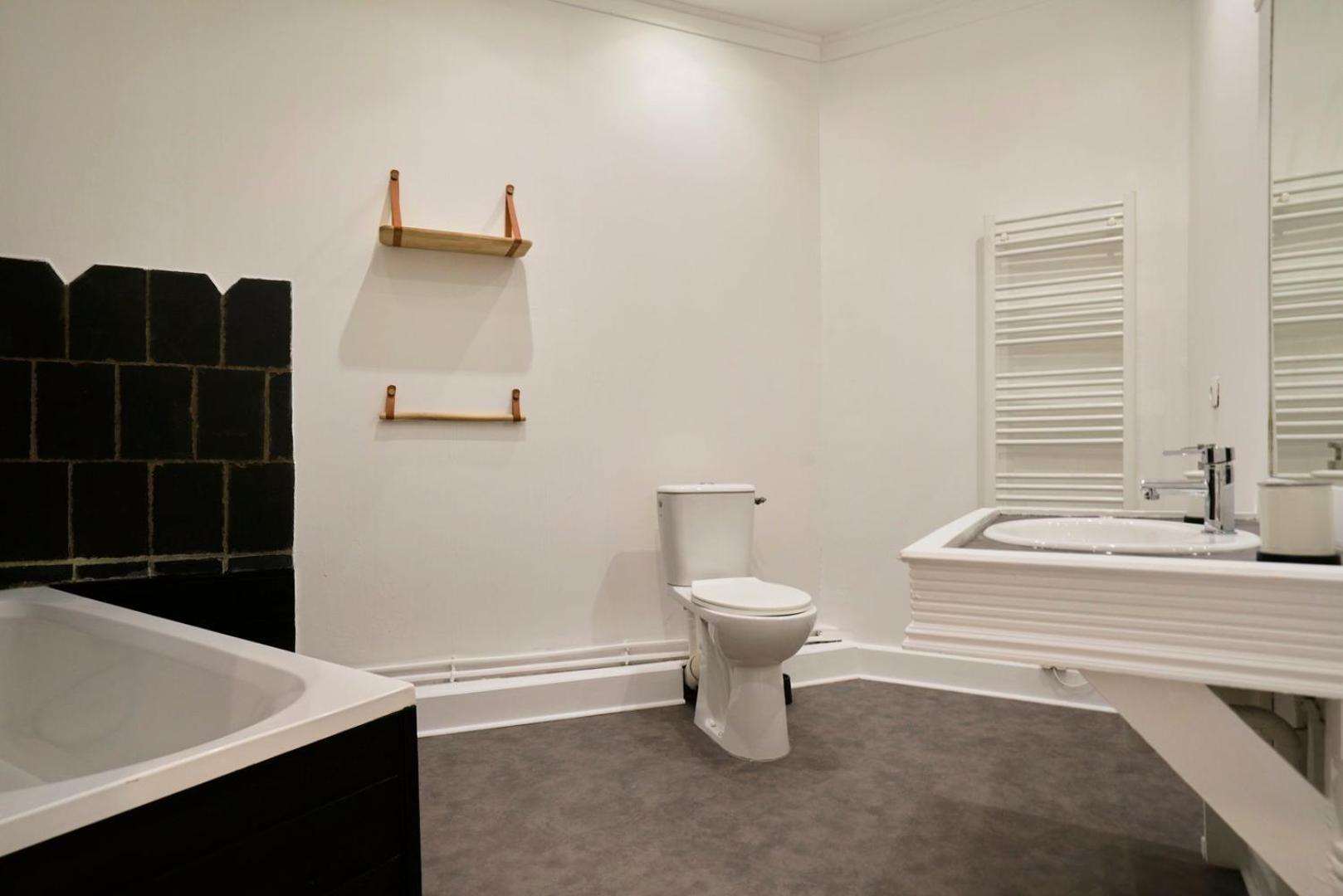 Old Lille: Charming Renovated Apartment Exterior photo
